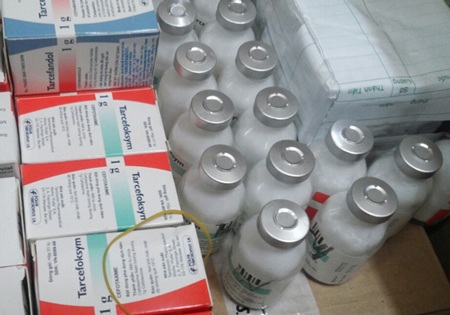 Thu giữ lượng lớn thuốc tân dược hết “đát” không rõ nguồn gốc - 1 Hàng loạt thuốc tân dược hết đát, không rõ nguồn gốc.