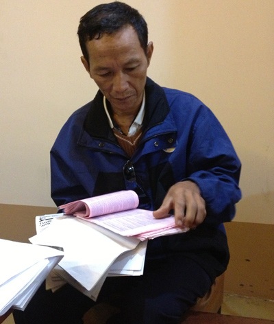 "Kỳ án vườn mít": Gặp cha của bị án ra Hà Nội kêu oan! - 1 Gặp cha của bị án vượt nghìn cây số kêu oan!