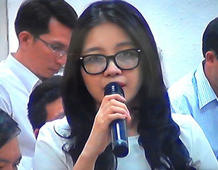 Bầu Kiên luôn tỏ ra bình tĩnh trước tòa. (Ảnh, Tuấn Hợp).