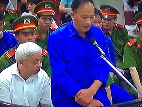 Nhà "bầu" Kiên: chồng lĩnh án, vợ và em gái bị truy trách nhiệm, nộp phạt 75 tỉ - 8 Huỳnh Quang Tuấn - Nguyên thành viên thường trực HĐQT Ngân hàng ACB. (Ảnh, Lê Tú)