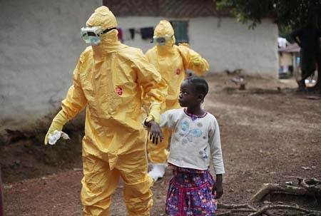 Đau lòng số phận mồ côi những đứa trẻ có cha mẹ tử vong vì Ebola - 1 Rất nhiều trẻ em Tây phi đang rơi vào cảnh mồ côi, cơ cực vì dịch Ebola