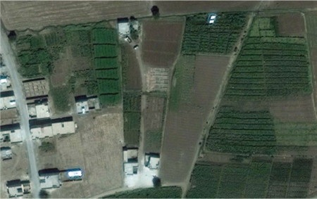 Giao tranh ác liệt tại điểm nóng Kobane nhìn từ vệ tinh - 7 Những hố sâu do đạn pháo xuất hiện ngày một nhiều khắp Kobane