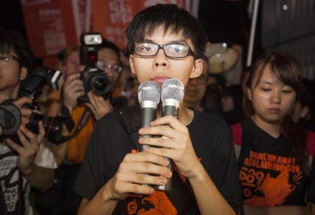 Hồng Kông bắt nhóm lãnh đạo biểu tình - 1 Joshua Wong - một trong những thủ lĩnh của sinh viên biểu tình Hồng Kông