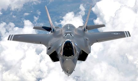 Mỹ chọn Nhật làm trung tâm bảo dưỡng chiến đấu cơ F-35 - 1 Chiến đấu cơ F-35 là vũ khí chủ lực mới nhất của không quân Mỹ