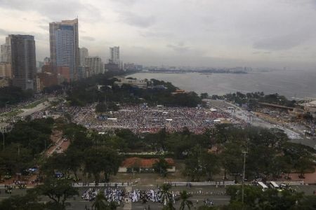 Hàng triệu người Philippines tập trung nghe Giáo hoàng diễn thuyết - 2 Ban tổ chức cho rằng có thể sẽ có 6 triệu tín đồ sẽ có mặt trong buổi diễn thuyết tối nay (Ảnh: