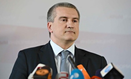 Lãnh đạo Crimea: “Chúng tôi không bao giờ quay lại Ukraine” - 1 Thủ tướng Crimea Sergei Aksyonov (Ảnh: EUnews)