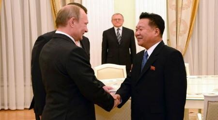 Lạnh nhạt với Trung Quốc, Triều Tiên tuyên bố năm hữu nghị với Nga