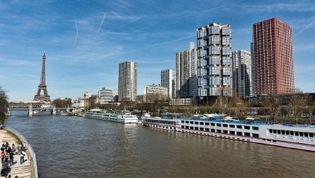 Chân dung đại gia Việt thâu tóm khách sạn “khủng” tại Paris - 1 Khách sạn Nikko (màu đỏ) tọa lạc ngay bên bờ sông Sein, trung tâm Paris (Ảnh: Wiki)