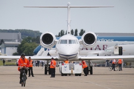 Triển lãm hàng không Paris tưng bừng khai mạc - 6 Gulfstream N450 GA, mẫu chuyên cơ thường là đối thủ cạnh tranh với