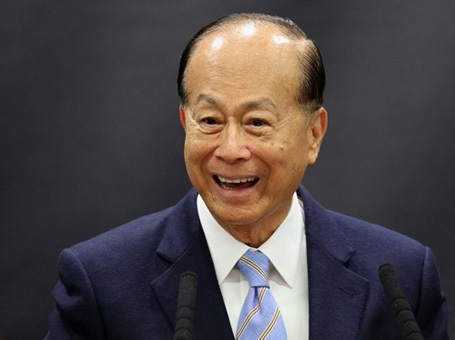 Những tỷ phú thế giới làm giàu từ hai bàn tay trắng - 8 Những tỷ phú thế giới làm giàu từ hai bàn tay trắng