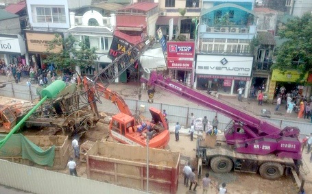 Hà Nội: Dồn dập tai nạn tại những dự án đường sắt đô thị - 1 Hà Nội: Đường sắt trên cao dính tai nạn dồn dập