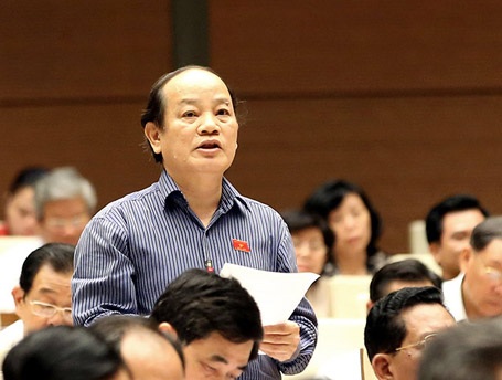 Đừng để đại biểu HĐND “vừa đá bóng, vừa thổi còi” - 1 Đại biểu Huỳnh Nghĩa cho ý kiến về Luật tổ chức chính quyền địa phương
