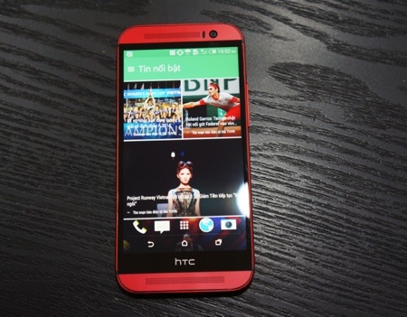 Cận cảnh HTC One M8 phiên bản màu đỏ đầu tiên tại Việt Nam - 10 Đi cùng là giao diện BlinkFeed