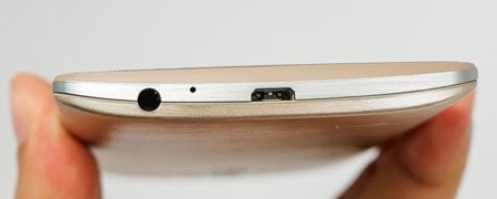 LG G3 màu vàng bất ngờ xuất hiện tại Việt Nam - 6 Cạnh dưới là ngõ ra âm thanh, microphone và cổng sạc
