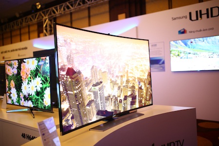 Đánh giá TV UHD màn hình cong đầu tiên trên thế giới - 2 Đánh giá TV UHD màn hình cong đầu tiên trên thế giới