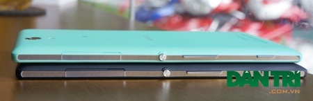 Phần dưới là loa ngoài của máy