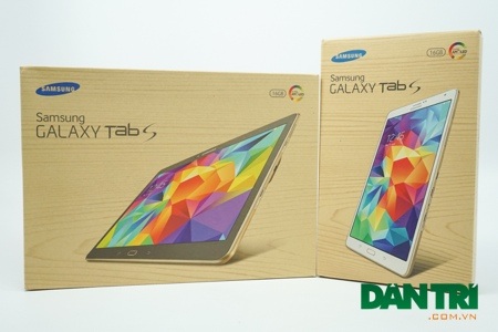 Đập hộp bộ đôi Galaxy Tab S chính hãng tại Việt Nam - 2 Hộp đựng sản phẩm có thiết kế với tông màu không lẫn vào đâu của Samsung