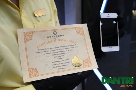 Ngắm Apple iMac mạ vàng và bọc da cá sấu đầu tiên tại Việt Nam - 10 Máy cũng đi kèm các thông tin và chứng nhận về sản phẩm.