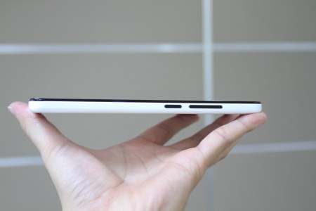 Q-Smart Storm W610 – Smartphone Windows Phone màn hình rộng, giá tốt - 2 Q-Smart Storm W610 – Smartphone Windows Phone màn hình rộng, giá tốt
