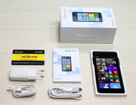 Đánh giá Q-Smart Dream W473: Windows Phone 8.1, mỏng 7,2mm - 1 Q-Smart Dream W473 đã
có mặt trên thị trường ở mức giá gần 4 triệu đồng.