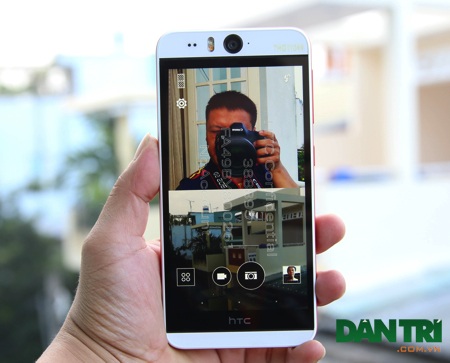 Với camera trước 13 MPx, cho phép bạn tạo ra những bức ảnh tự sướng chi tiết và đẹp mắt