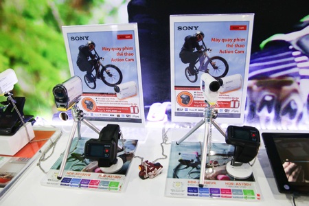 Sony trưng bày loạt sản phẩm gây chú ý tại Sony Show 2014 - 14 Máy quay phim thể thao Action Cam