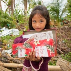 Món quà Giáng sinh định mệnh - 3 Món quà Giáng sinh định mệnh