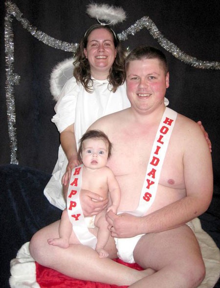 Giải “đồng đội” dành cho gia đình dũng cảm khoác lên mình cả thảm họa thời trang: