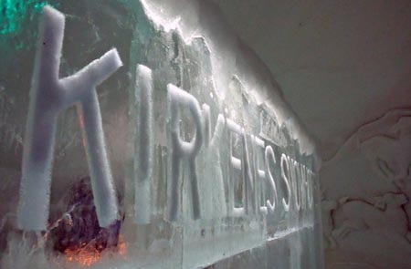 Những khách sạn băng đẹp nhất thế giới - 3 Đường vào mái vòm băng tuyệt đẹp của một khách sạn mang tên Snow Village