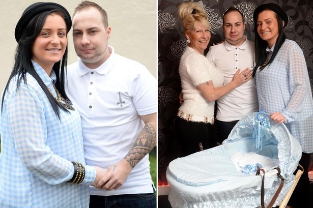 Đôi bạn gái thân thời đi học trở thành vợ chồng