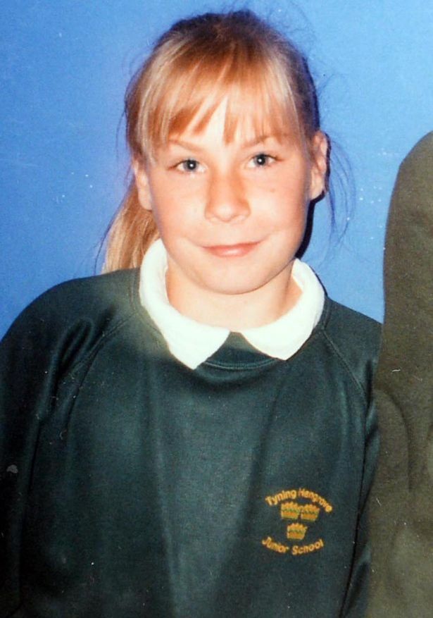 Sean khi còn là cô nữ sinh Sian