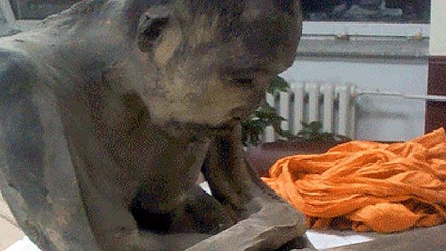 Tìm thấy xác ướp 200 năm tuổi của vị sư trong tư thế thiền ở Mông Cổ