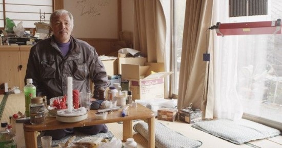 Một mình trở lại vùng đất phóng xạ để chăm sóc thú nuôi