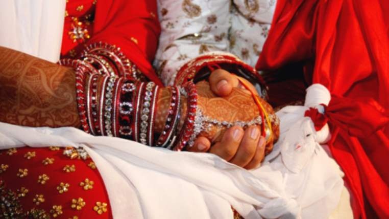 Chú rể bị bỏ ngay trong ngày cưới vì không biết làm tính cộng - 1 Chú rể bị bỏ ngay trong ngày cưới vì không biết làm tính cộng