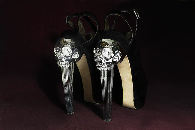 Những đôi giày cao gót kỳ quái