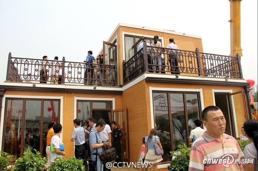"Xây" nhà hai tầng trong đúng 3 tiếng - 3 Kỹ sư An Yongliang cho biết ngôi nhà sẽ được bán với giá 2.500 đến 3.500 tệ cho mỗi mét vuông.
