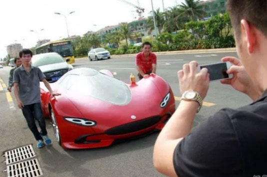 Siêu xe tự chế giá chỉ 4800 đô