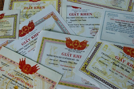 12 năm học Tuân đều đạt học sinh giỏi