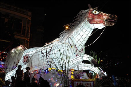 Đèn lồng Kim Quy