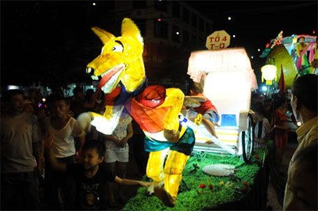 Giữ yên bờ cõi...