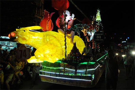 Đèn lồng Mục đồng cưỡi trâu thân thuộc với nét truyền thống người Việt