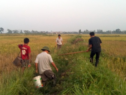 Hành trình đi săn bắt đầu