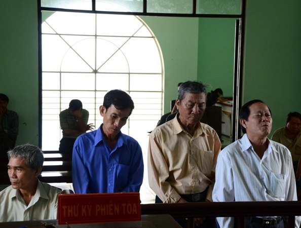 Các bị cáo tại phiên tòa - Ảnh: Doãn Công