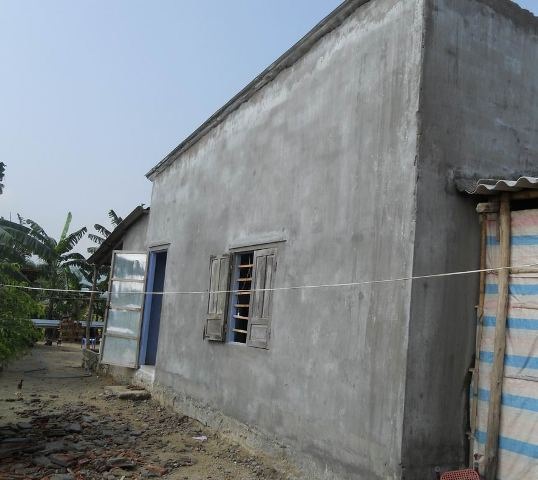 Suýt mất mạng vì uống thuốc diệt cỏ phản đối việc cưỡng chế - 2 Ngôi nhà của gia đình ông Đào bị cưỡng chế.