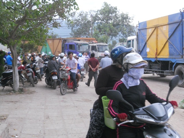 Giao thông trên đoạn đường này hỗn loạn.