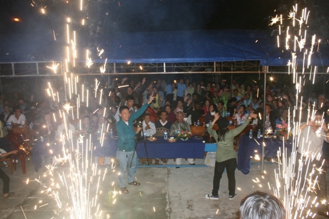 Đêm giao thừa ấm áp ở ngôi nhà chung của trẻ khuyết tật, mồ côi