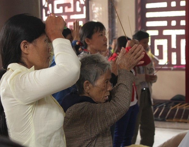 Cầu an cho người thân trong gia đình được mạnh khỏe