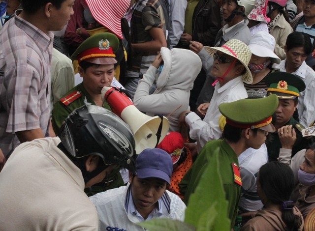 Lực lượng công an phải làm việc hết công suất