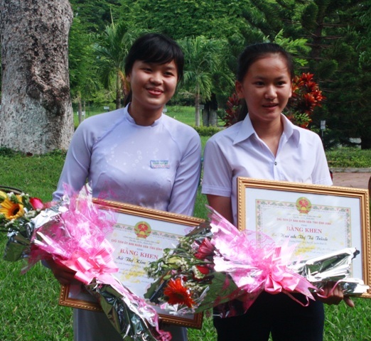 Em Sử Thị Kim Huệ (