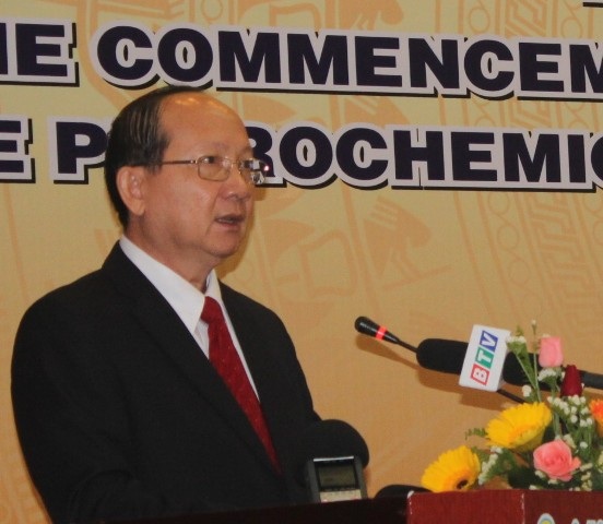 Ông Lê Hữu Lộc, Chủ tịch UBND tỉnh Bình Định phát biểu tại họp báo